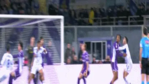 晨曦沙场美味启，沙地甲品开启味蕾新一天！